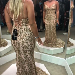 Sherri Hill Prom Dress